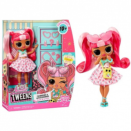 Дитячий ігровий набір з лялькою "Черрі-Леді" 542575 серії Tweens Core