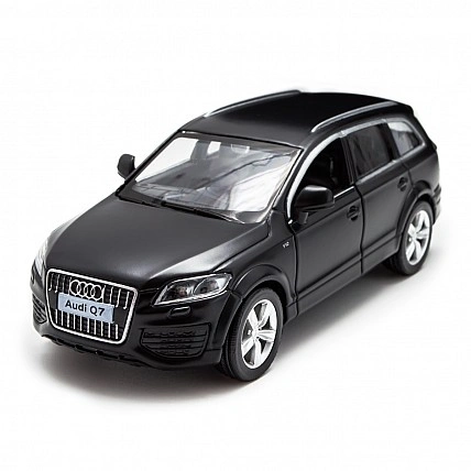 Модель автомобіля – Audi Q7 V12 (чорний)