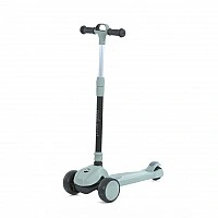 Children's three-wheeled scooter JR3-138-G, wheels with light
