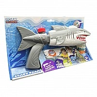 Shark Foam F9101 (Grey) water gun shoots foam with a range of 4-5 meters.