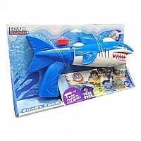 The Shark Foam F9101 (Blue) water gun shoots foam with a range of 4-5 meters.