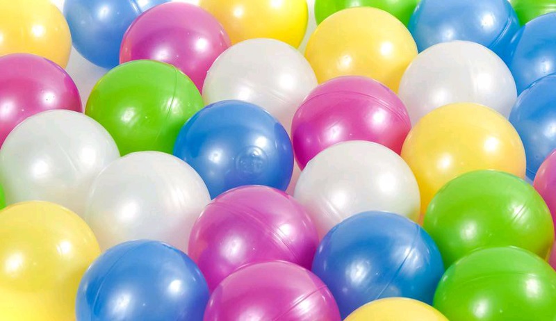 Balls for arenas. Mother of pearl, Orion 70 mm. 32 pcs.
