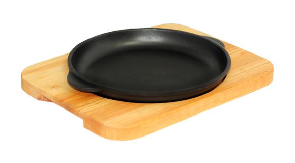Cast iron roaster "Our Workshop" Ø18 cm on a wooden stand ST-T101