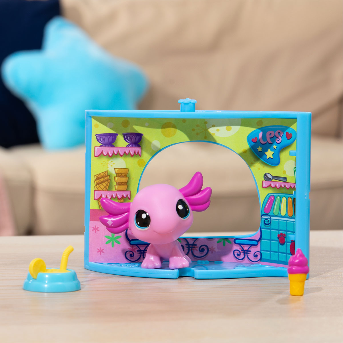 Игровой набор Littlest Pet Shop - Магазин мороженого Игровой набор Littlest Pet Shop - Магазин мороженого