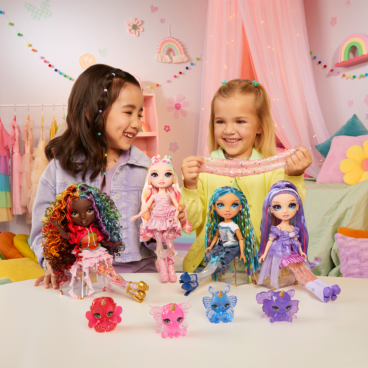 Rainbow Shimmers Rainbow High Doll Playset - Bella