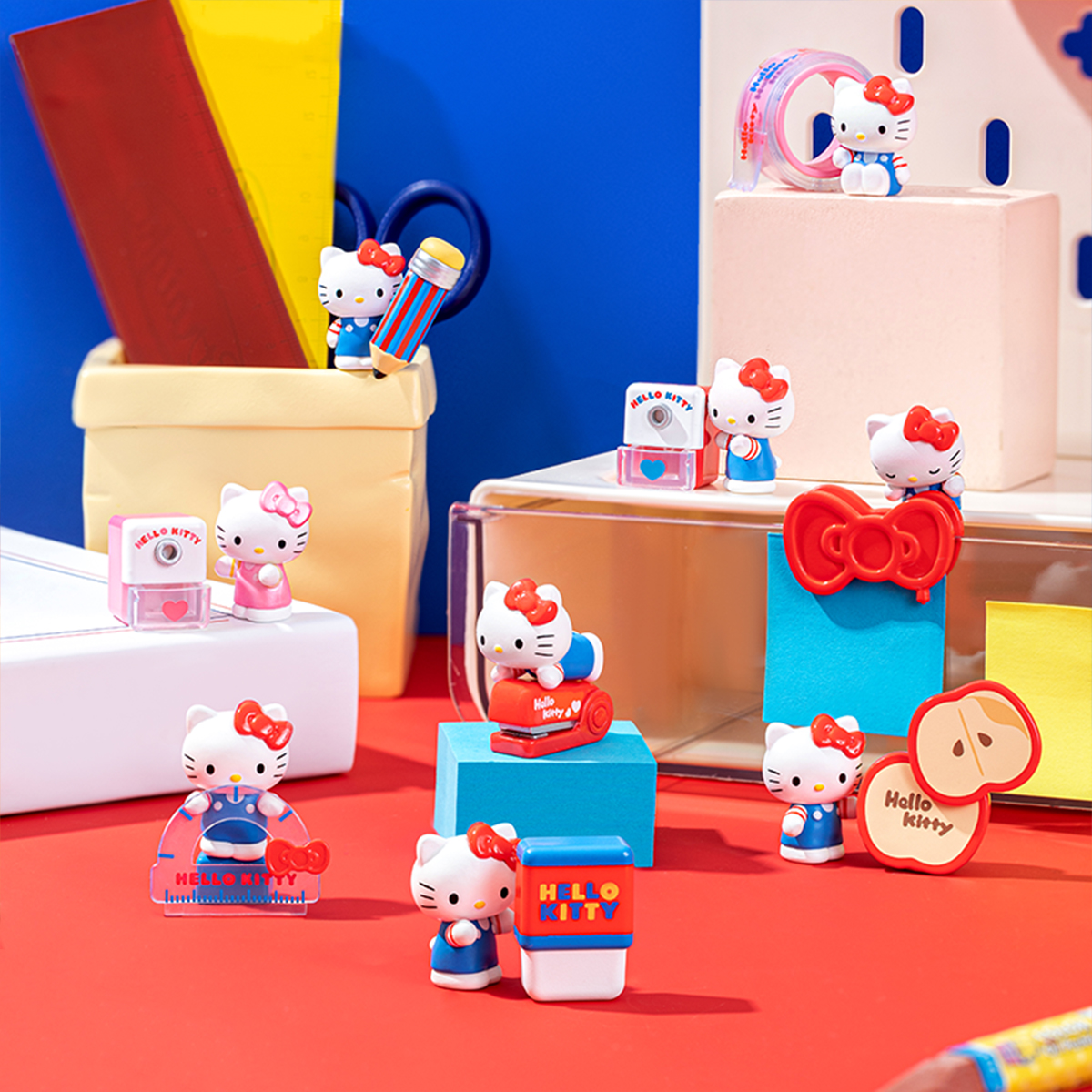 Pop Top Hello Kitty Surprise Figurine – Stationery Stories
