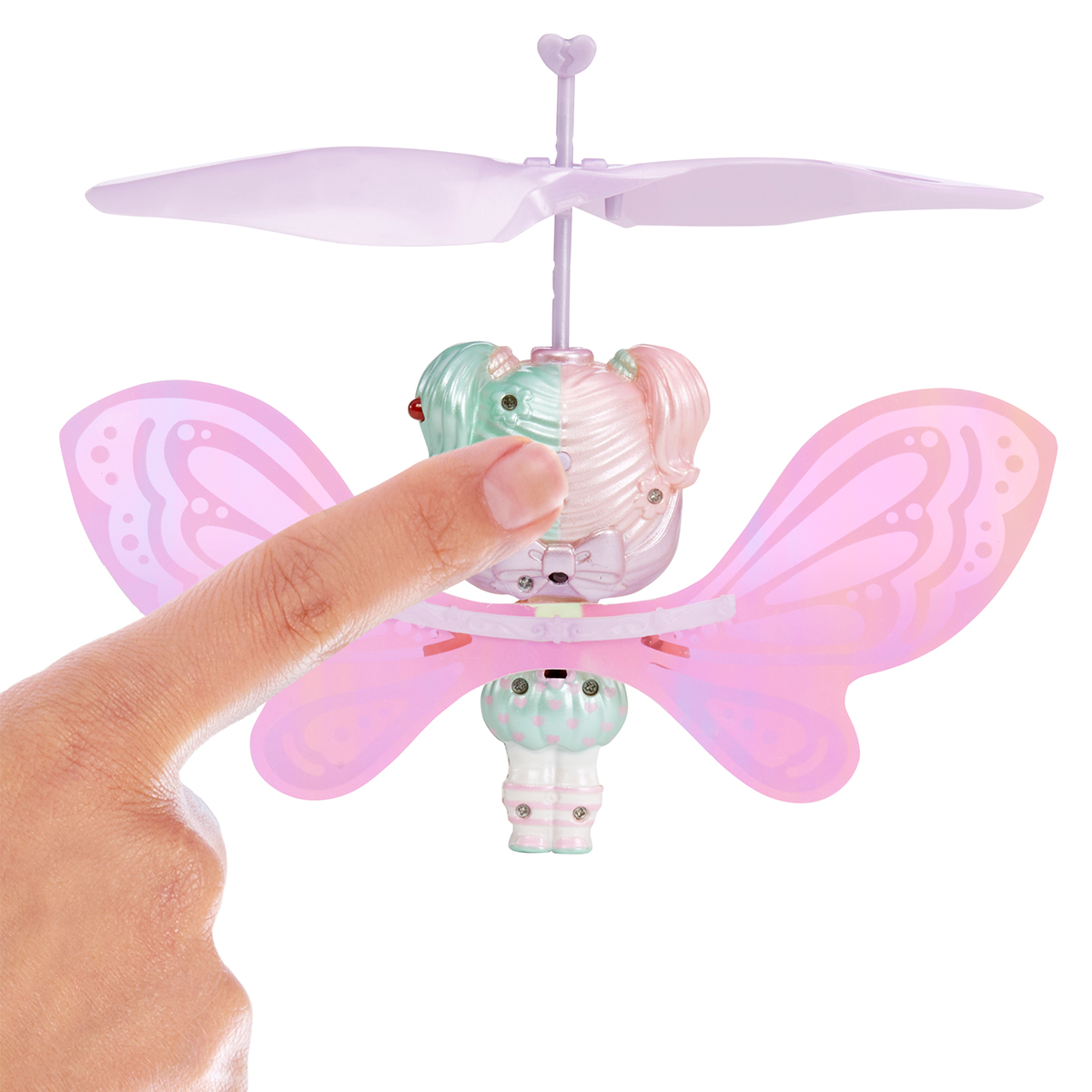 A playset featuring an interactive LOL Surprise! Magic Flyers doll – Sweetie Fly