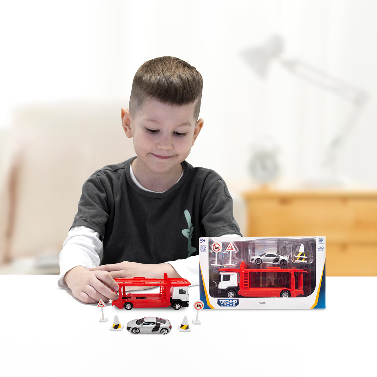 Play set – Scania Transporter (transporter, car, accessories)
