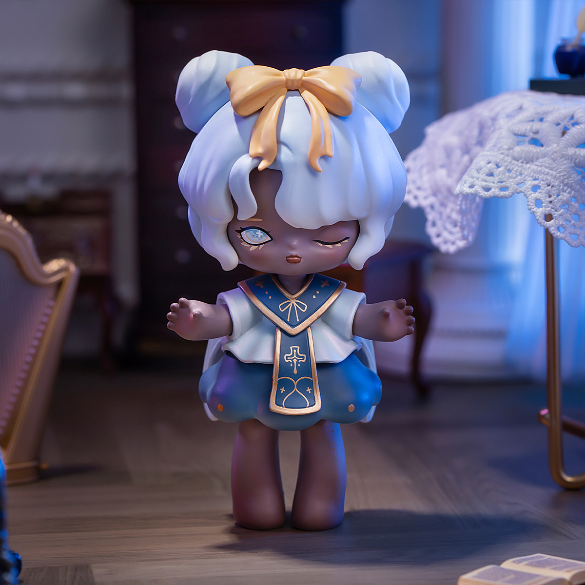 Pop Top Lucky Emma - Amazing Mansion Collectible Figure