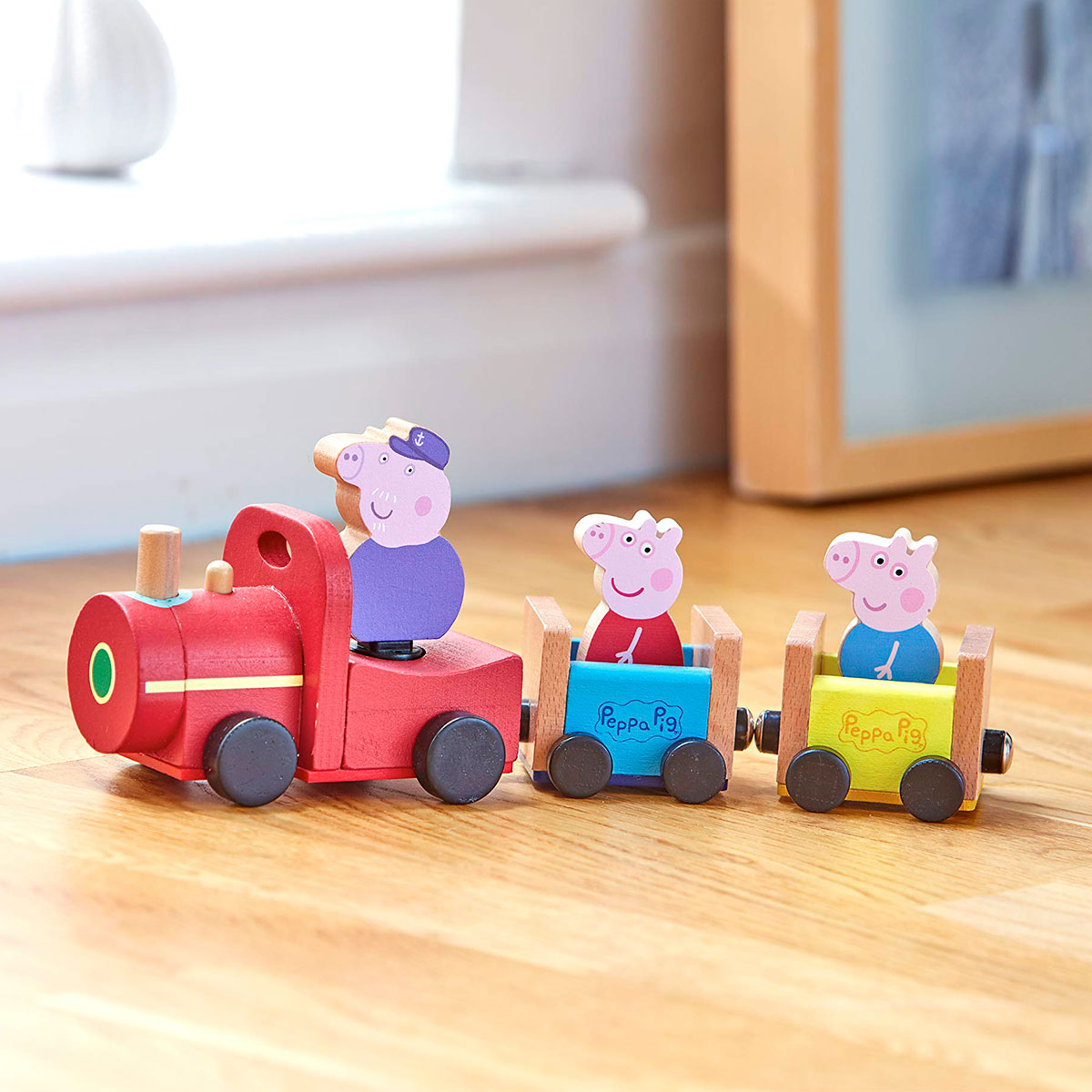 Peppa wooden play set - Peppa's grandpa's train set