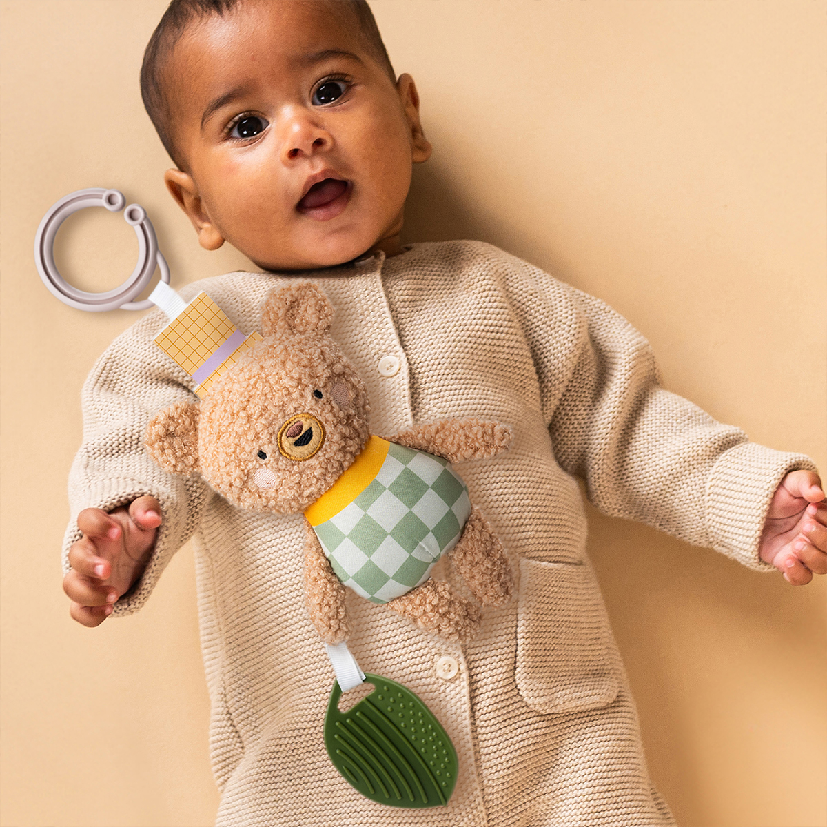 Developmental hanging toy – Bear Brandon Developmental hanging toy – Bear Brandon