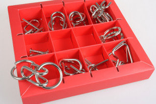 Набор головоломок 10 Metall Puzzles red Eureka 3D Puzzle 473358, 10 головоломок