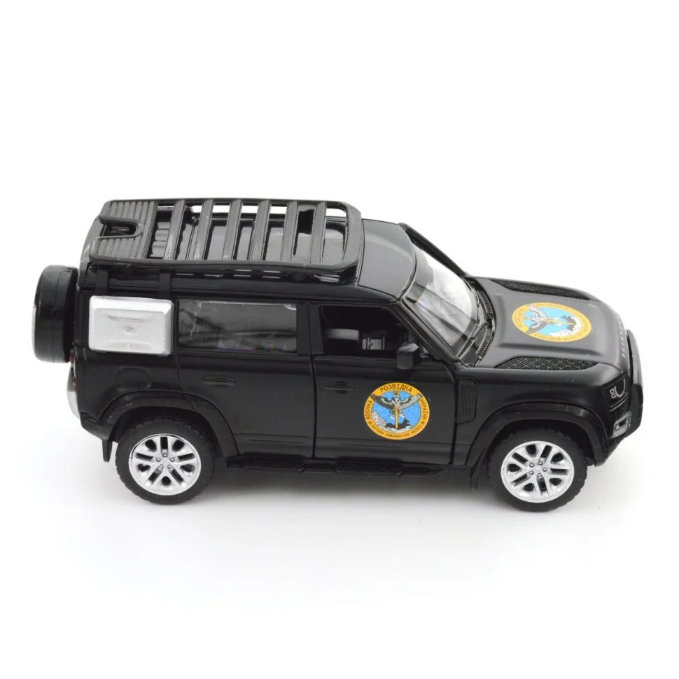 Автомодель серии "Шевроны Героев" Land Rover Defender 110 "ГУР МО" 250364M