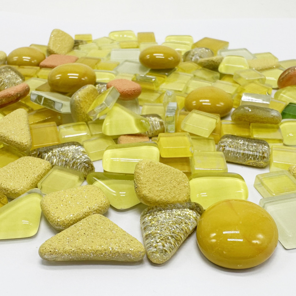 Set of glass pebbles for mosaic 6505, 200 grams, 150-180 pcs, 4 mm, yellow